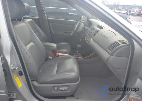 2004 Toyota Camry Xle V6 from USA, damaged, VIN 4T1BF30K34U068717